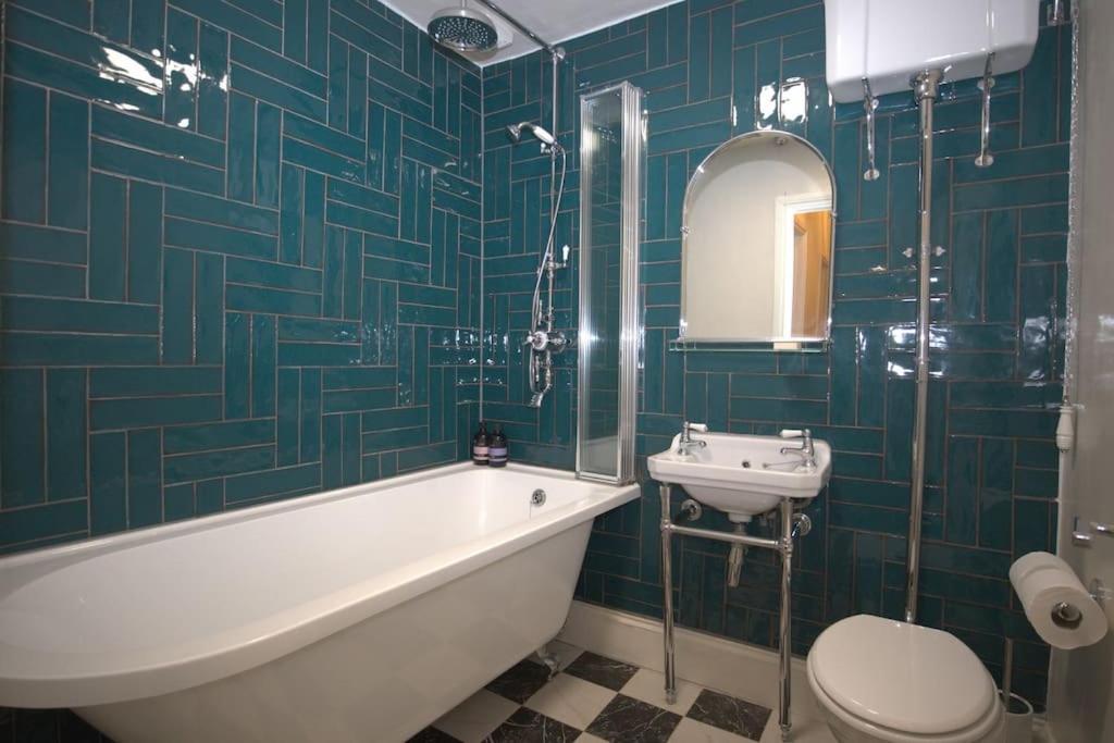 Seagulls Nest- Stylish 1 Bed Seafront Apartment Hastings Esterno foto